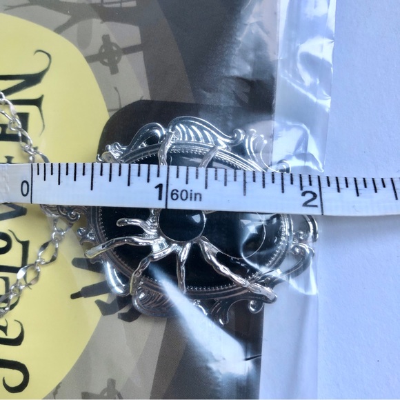 2/$20 NEW HALLOWEEN GOTHIC SPIDER NECKLACE Costume Jewelry Black Silver UNISEX - Picture 6 of 14